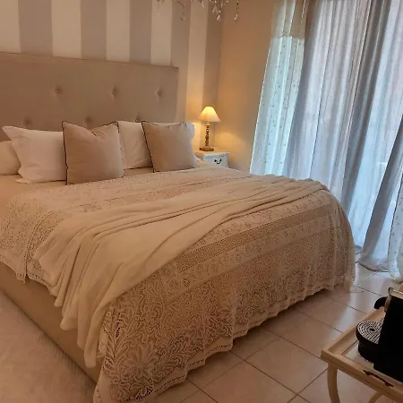 Fiorenza House דירה Luisago