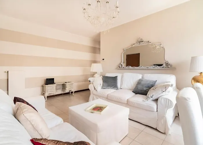 Lägenhet Fiorenza House Luisago