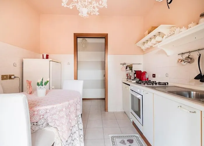 Fiorenza House Lägenhet Luisago